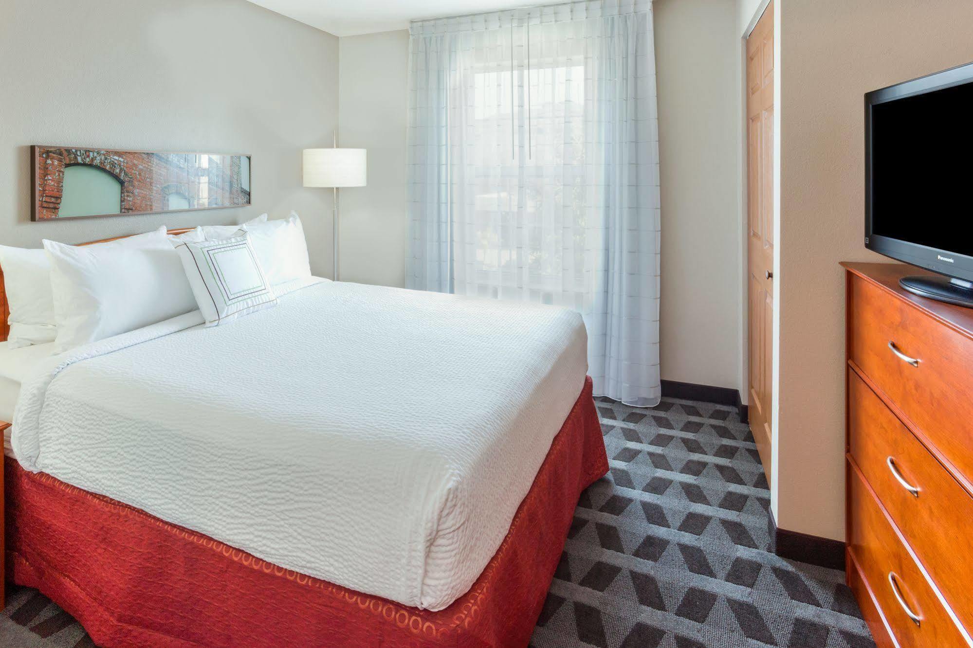 Towneplace Suites Minneapolis West/St. Louis Park Exteriör bild